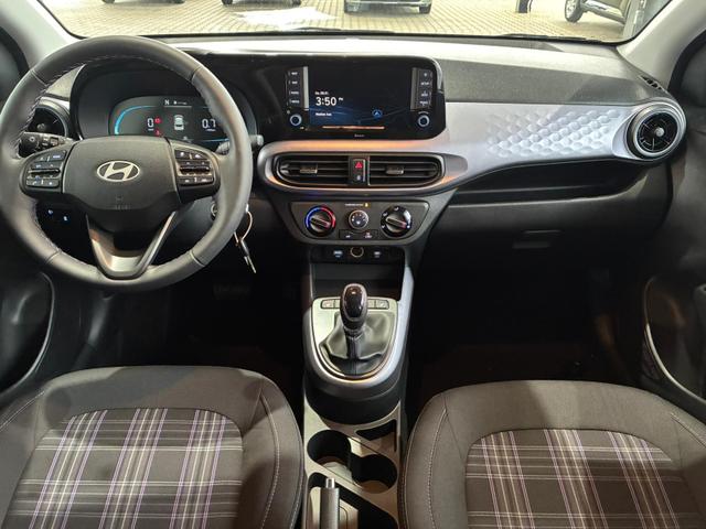 Hyundai i10 Advance 1.2 GDI Automatik / R&uuml;ckfahrkamera Sitz + Lenkradheizung Navi Alu 15" 