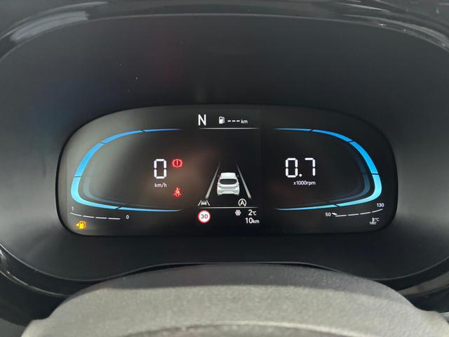 Hyundai i10 Advance 1.2 GDI Automatik / R&uuml;ckfahrkamera Sitz + Lenkradheizung Navi Alu 15" 