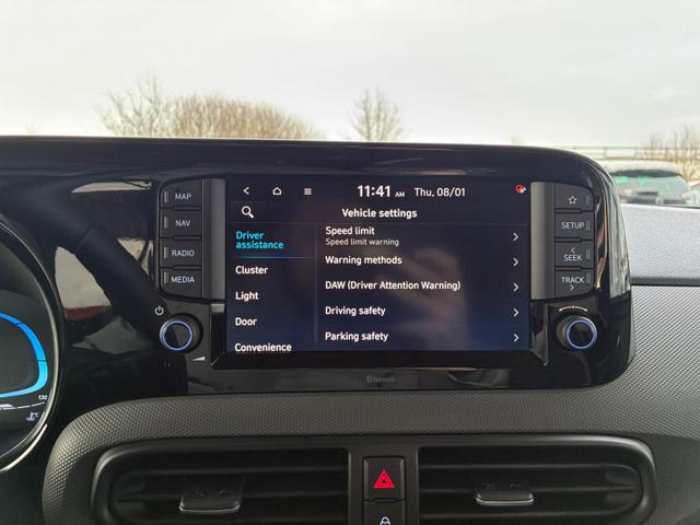 Hyundai i10 Advance 1.2 GDI / R&uuml;ckfahrkamera Sitz + Lenkradheizung Navi Alu 15" 