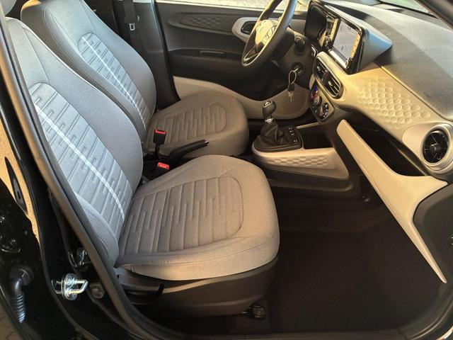 Hyundai i10 Advance 1.2 GDI / R&uuml;ckfahrkamera Sitz + Lenkradheizung Navi Alu 15" 