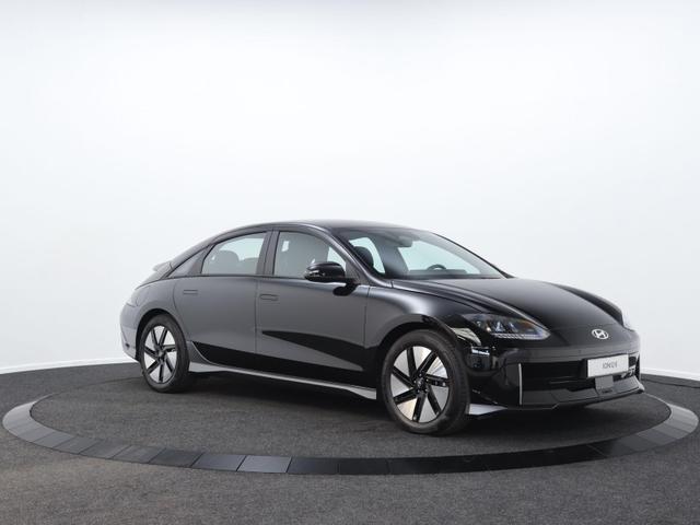 Hyundai IONIQ 6 77,4 kWh RWD / ACC LED Elekt. Heckklappe 2-Zonen Klimaaut. Alu 18" 