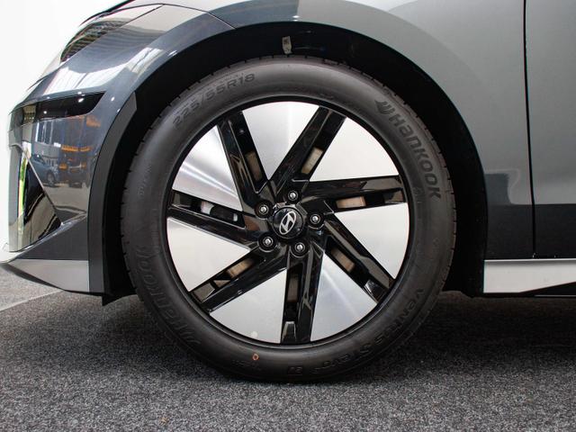 Hyundai IONIQ 6 77,4 kWh RWD / ACC LED Elekt. Heckklappe 2-Zonen Klimaaut. Alu 18" 