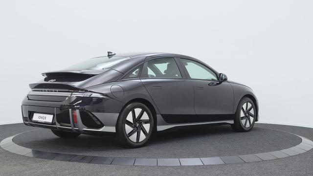 Hyundai IONIQ 6 77,4 kWh RWD / ACC LED Elekt. Heckklappe 2-Zonen Klimaaut. Alu 18" 