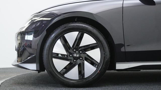 Hyundai IONIQ 6 77,4 kWh RWD / ACC LED Elekt. Heckklappe 2-Zonen Klimaaut. Alu 18" 