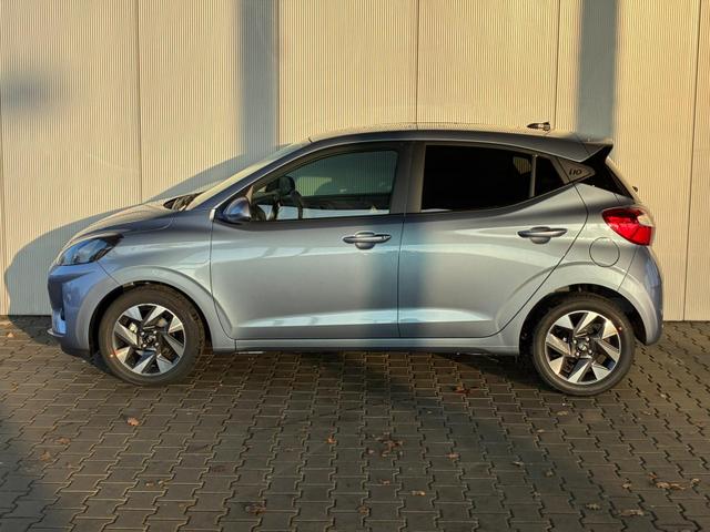 Hyundai i10 Advance 1.2 GDI / R&uuml;ckfahrkamera Sitz + Lenkradheizung Navi Alu 15" 