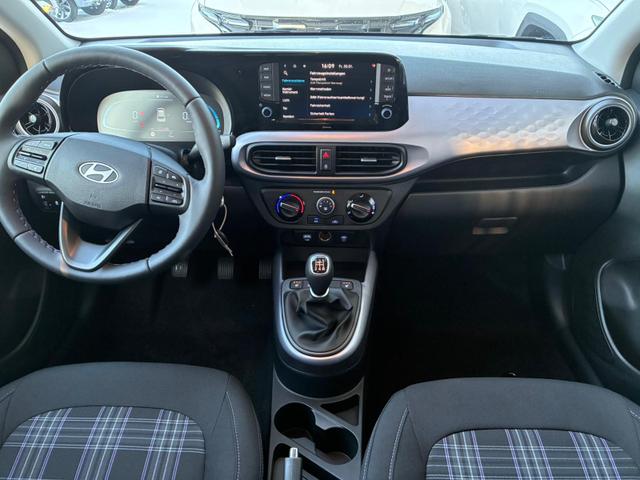 Hyundai i10 Advance 1.2 GDI / R&uuml;ckfahrkamera Sitz + Lenkradheizung Navi Alu 15" 