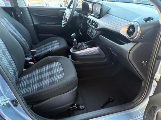 Hyundai i10 Advance 1.2 GDI / R&uuml;ckfahrkamera Sitz + Lenkradheizung Navi Alu 15" 