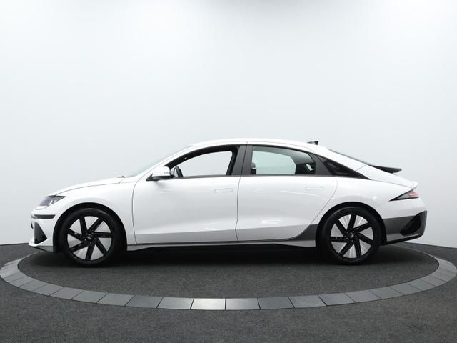 Hyundai IONIQ 6 77,4 kWh RWD / ACC LED Elekt. Heckklappe 2-Zonen Klimaaut. Alu 18" 