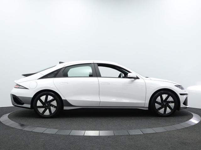 Hyundai IONIQ 6 77,4 kWh RWD / ACC LED Elekt. Heckklappe 2-Zonen Klimaaut. Alu 18" 