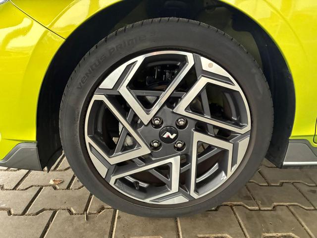 Hyundai i20 1.2 MPI N-Line / LED Tempomat Navi R&uuml;ckfahrkamera Alu 17" 