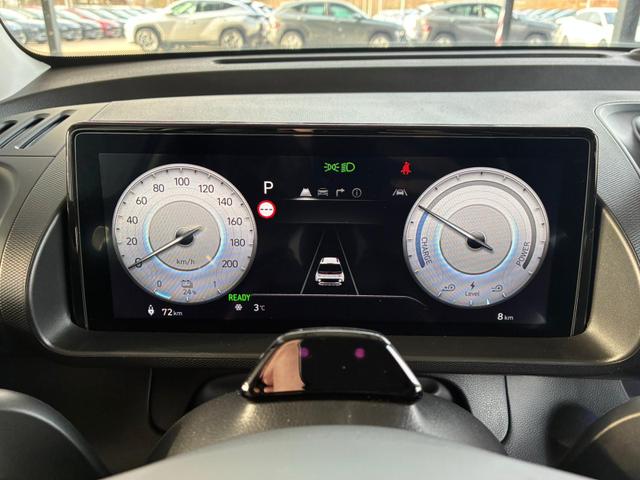 Hyundai Inster Evolve 49kWh /Winterpaket / PDC V&H + Kamera Keyless Entry LED ACC Alu 17" 