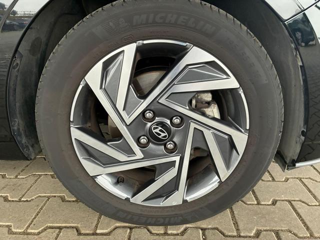 Hyundai i20 Comfort 1.0 T-GDI / LED Tempomat Navi R&uuml;ckfahrkamera Alu 16" 