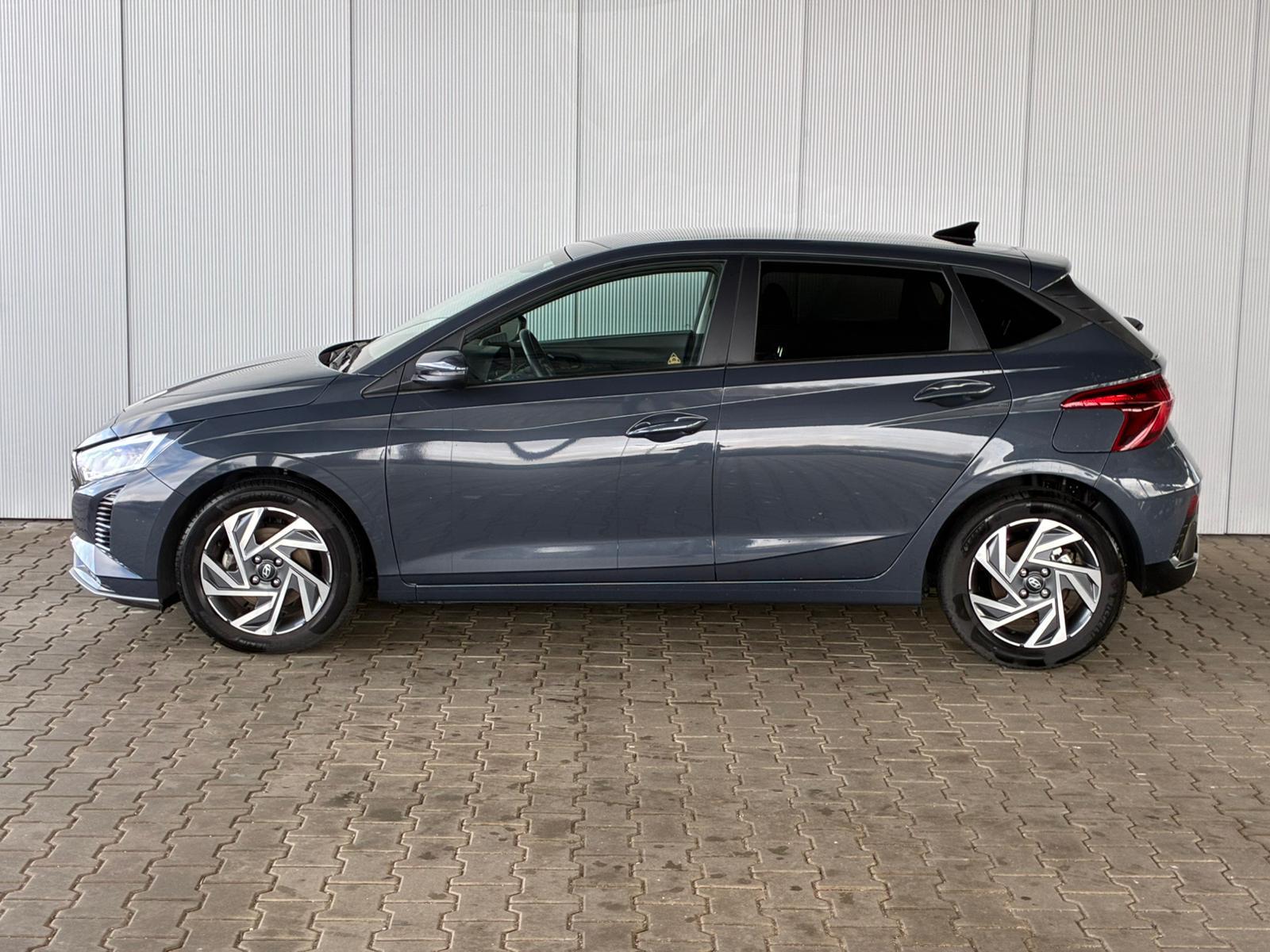 Hyundai i20 Comfort 1.0 T-GDI / LED Tempomat Navi R&uuml;ckfahrkamera Alu 16" 