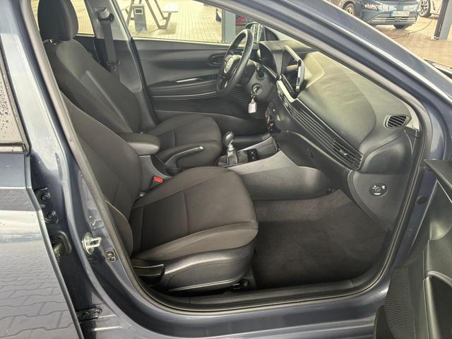 Hyundai i20 Comfort 1.0 T-GDI / LED Tempomat Navi R&uuml;ckfahrkamera Alu 16" 