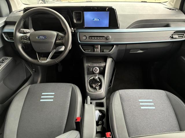 Ford Tourneo Courier 1.0 Ecoboost 125 PS MT Active / Navi PDC V.&H. m.Kamera Winterpaket Privacy Alu 17" 