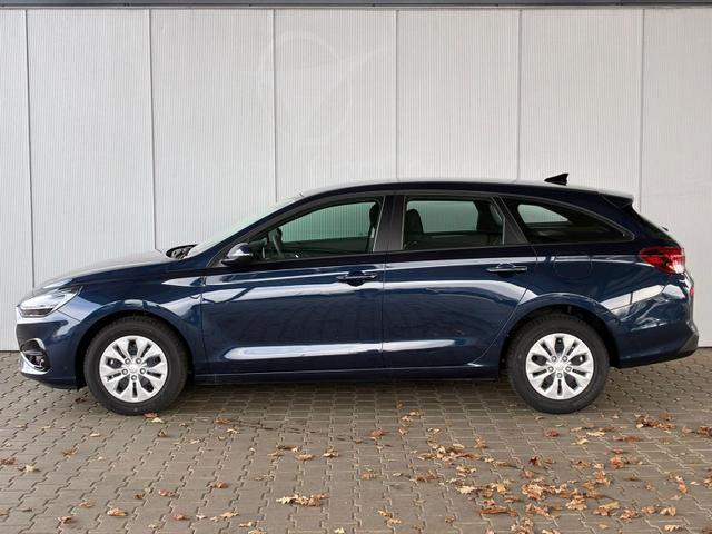Hyundai i30 Kombi Comfort 1.0 GDI 100PS 6MT Navi / PDC V&H. m. Kamera LED Nebel 
