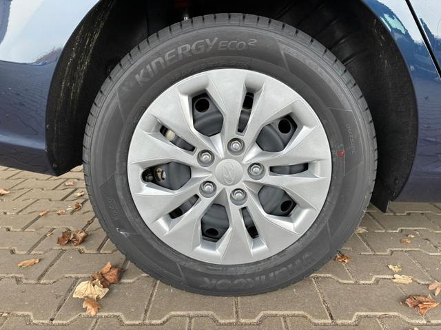 Hyundai i30 Kombi Comfort 1.0 GDI 100PS 6MT Navi / PDC V&H. m. Kamera LED Nebel 