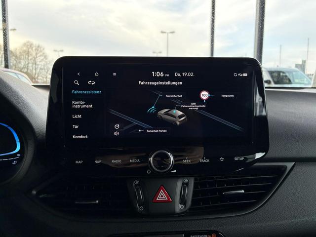 Hyundai i30 Kombi Comfort 1.0 GDI 100PS 6MT Navi / PDC V&H. m. Kamera LED Nebel 