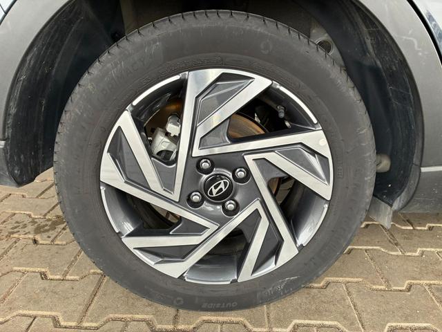 Hyundai BAYON Comfort 1.2 GDI 79 PS 5MT / LED Tempomat Navi R&uuml;ckfahrkamera Alu 16" 