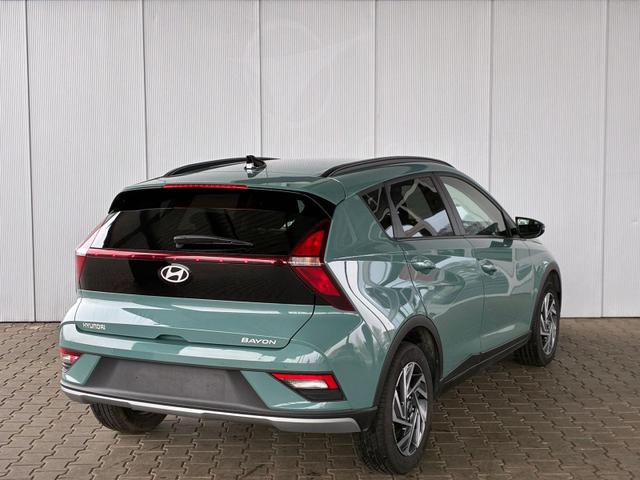 Hyundai BAYON Comfort 1.2 GDI 79 PS 5MT / LED Tempomat Navi R&uuml;ckfahrkamera Alu 16" 