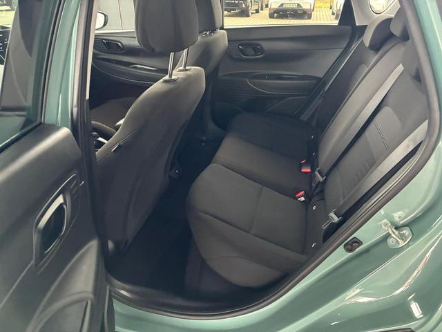 Hyundai BAYON Comfort 1.2 GDI 79 PS 5MT / LED Tempomat Navi R&uuml;ckfahrkamera Alu 16" 