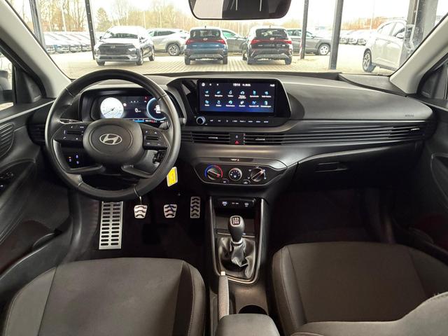 Hyundai BAYON Comfort 1.2 GDI 79 PS 5MT / LED Tempomat Navi R&uuml;ckfahrkamera Alu 16" 