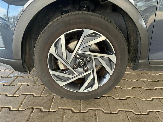 Hyundai BAYON Comfort 1.2 GDI 79 PS 5MT / LED Tempomat Navi R&uuml;ckfahrkamera Alu 16" 