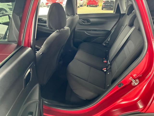 Hyundai BAYON Comfort 1.2 GDI 79 PS 5MT / LED Tempomat Navi R&uuml;ckfahrkamera Alu 16" 