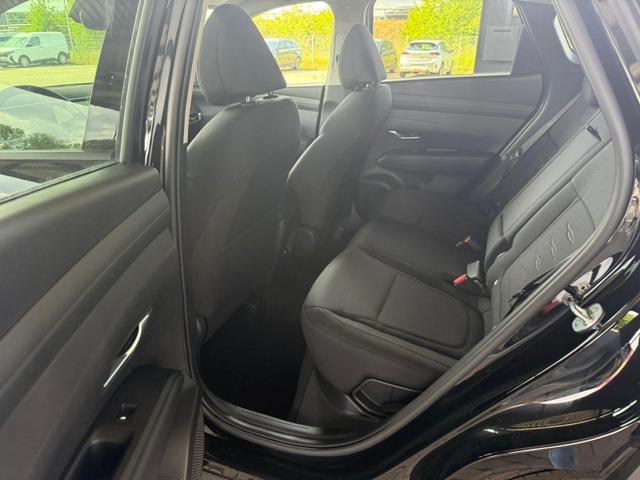 Hyundai TUCSON E-Motion 1.6 T-GDI 2WD 48V DCT / Panoramadach ACC Sitz + Lenkradheizung LED Navi PDC V&H Kamera Alu 18" 