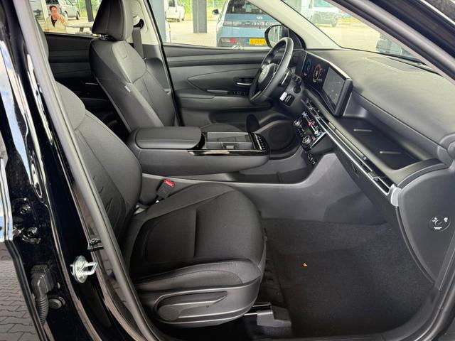 Hyundai TUCSON E-Motion 1.6 T-GDI 2WD 48V DCT / Panoramadach ACC Sitz + Lenkradheizung LED Navi PDC V&H Kamera Alu 18" 