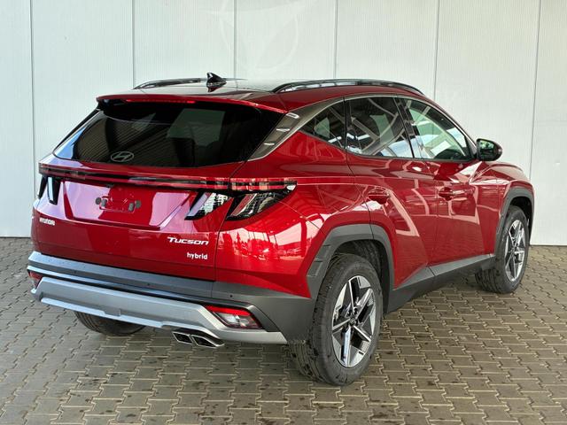 Hyundai TUCSON E-Motion 1.6 T-GDi 2WD HEV / Panoramadach ACC LED Sitz + Lenkradheizung Navi PDC V&H Kamera Alu 18" 