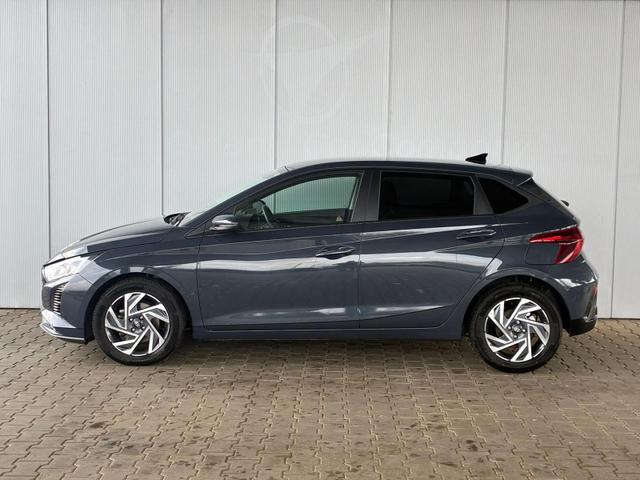Hyundai i20 - Comfort 1.0 T-GDI / LED Tempomat Navi Rückfahrkamera Alu 16