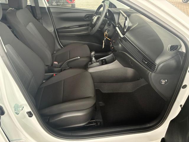 Hyundai i20 Comfort 1.0 T-GDI 6MT / Navi PDC m. Kamera 