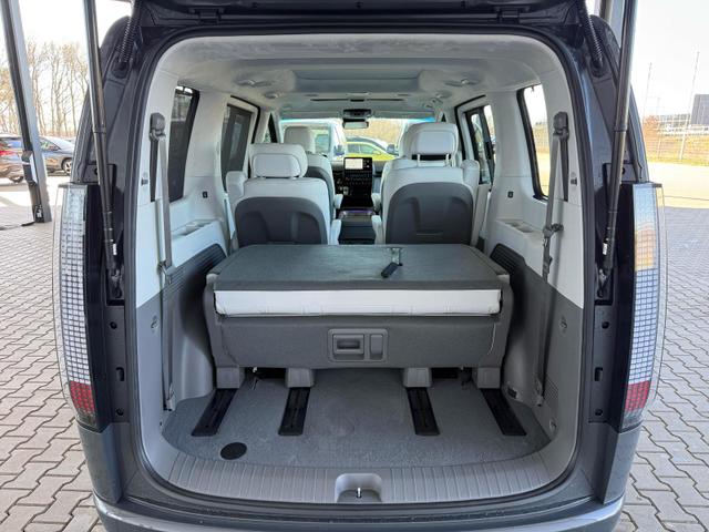 Hyundai Staria Luxury 1.6 T-GDi HEV 2WD 7-Sitzer / ACC 360&deg; Kam. Pano 4x Shz Elek. Klappe + Schiebet&uuml;r 