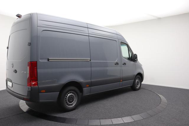 Mercedes-Benz 317 CDI Sprinter Standard HA 9G-TRONIC PRO L2H2 