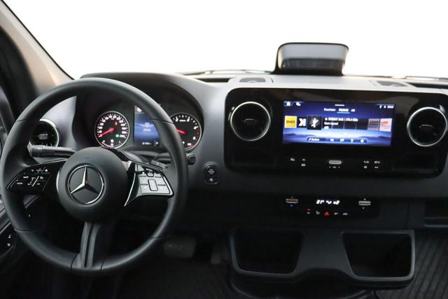 Mercedes-Benz 317 CDI Sprinter Standard HA 9G-TRONIC PRO L2H2 