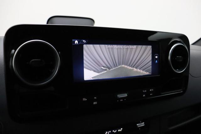 Mercedes-Benz 317 CDI Sprinter Standard HA 9G-TRONIC PRO L2H2 