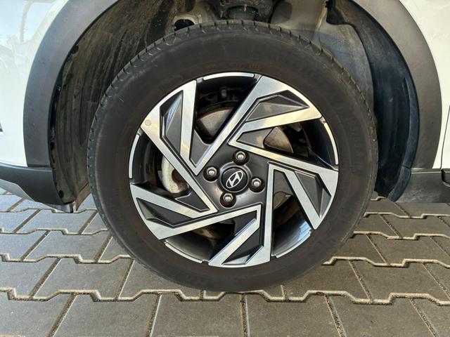 Hyundai BAYON Comfort 1.2 GDI 79 PS 5MT / LED Tempomat Navi R&uuml;ckfahrkamera Alu 16" 