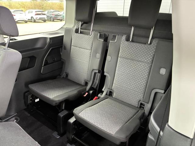 Ford Grand Tourneo Connect Titanium 1.5 Ecoboost Automatik / Navi ACC PDC V & H 