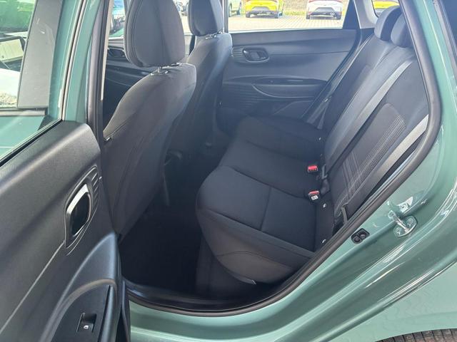 Hyundai i20 Comfort 1.0 T-GDi 7DCT / Navi Tempomat Sitz + Lenkradheizung PDC Hinten mit Kamera 