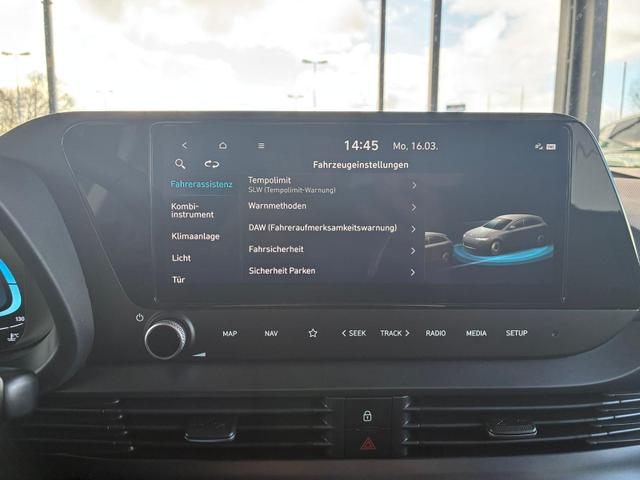 Hyundai i20 Comfort 1.0 T-GDi 7DCT / Navi Tempomat Sitz + Lenkradheizung PDC Hinten mit Kamera 