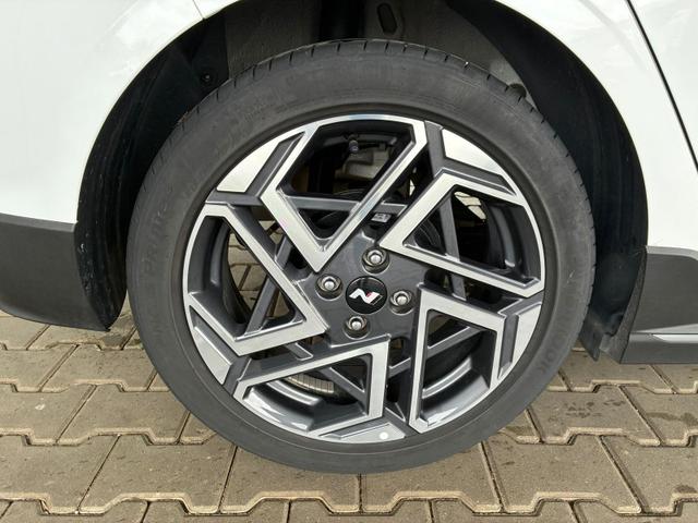 Hyundai i20 1.2 MPI N-Line / LED Tempomat Navi R&uuml;ckfahrkamera Alu 17" 