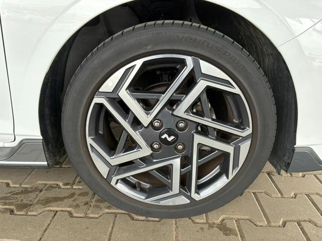 Hyundai i20 1.2 MPI N-Line / LED Tempomat Navi R&uuml;ckfahrkamera Alu 17" 