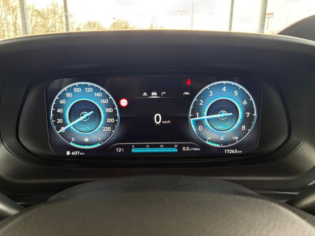 Hyundai i20 1.2 MPI N-Line / LED Tempomat Navi R&uuml;ckfahrkamera Alu 17" 