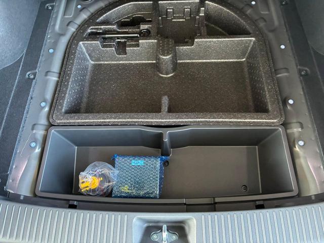 Hyundai i30 Kombi Comfort 1.5 GDI 95PS 6MT Navi / PDC V&H. m. Kamera LED Nebel 15'' LM 