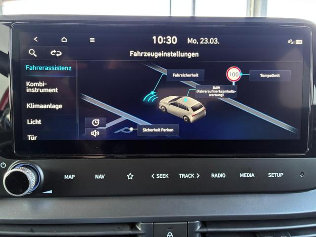 Hyundai i20 1.0 T-GDi 6 MT Go Plus Blackline / LED Sitz & Lenkr.Heiz./ PDC m.Kamera Navi Alu16 