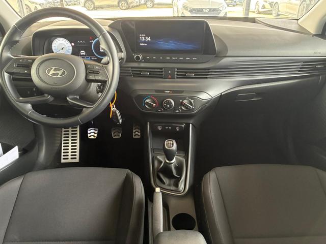 Hyundai BAYON Comfort 1.2 GDI 79 PS 5MT / LED Tempomat Navi R&uuml;ckfahrkamera Alu 16" 