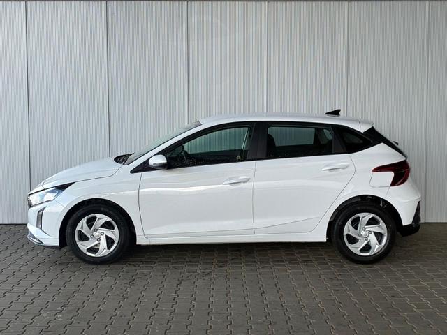 Hyundai i20 Comfort 1.0 T-GDi 7DCT / Navi Tempomat Sitz + Lenkradheizung PDC Hinten mit Kamera 