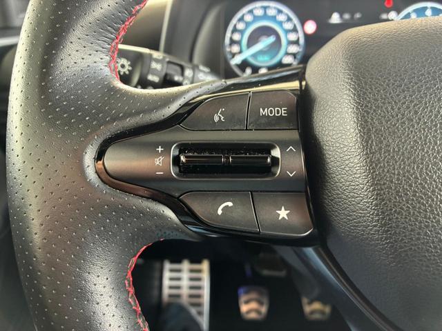 Hyundai i20 1.2 MPI N-Line / LED Tempomat Navi R&uuml;ckfahrkamera Alu 17" 