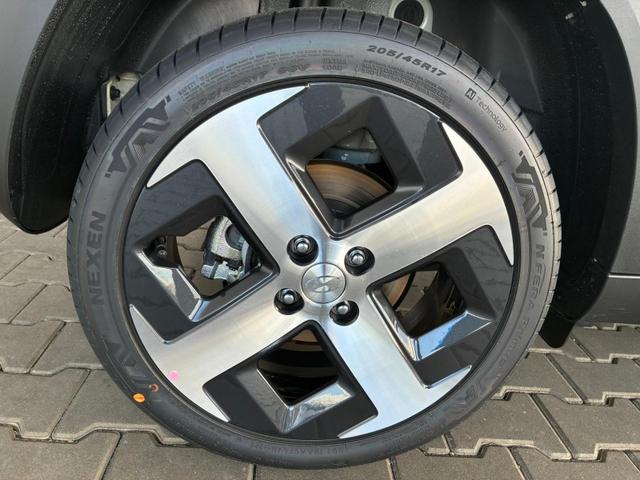 Hyundai Inster Evolve Sky 49kWh / Schiebedach 360&deg; Kamera LED ACC Alu 17" 